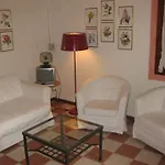 Landhaus Castello Di *