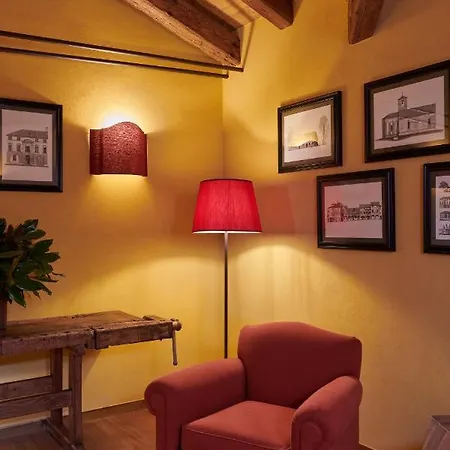 בית כפרי Castello Di *