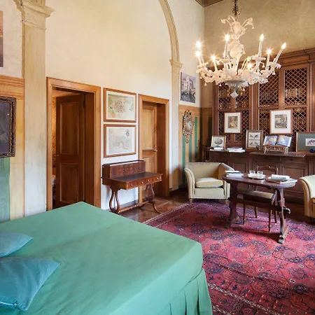 בית כפרי Castello Di *