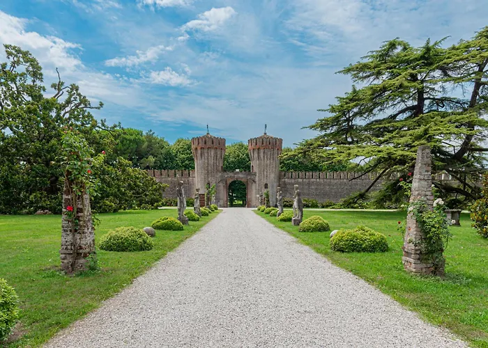 Castello Di * Roncade