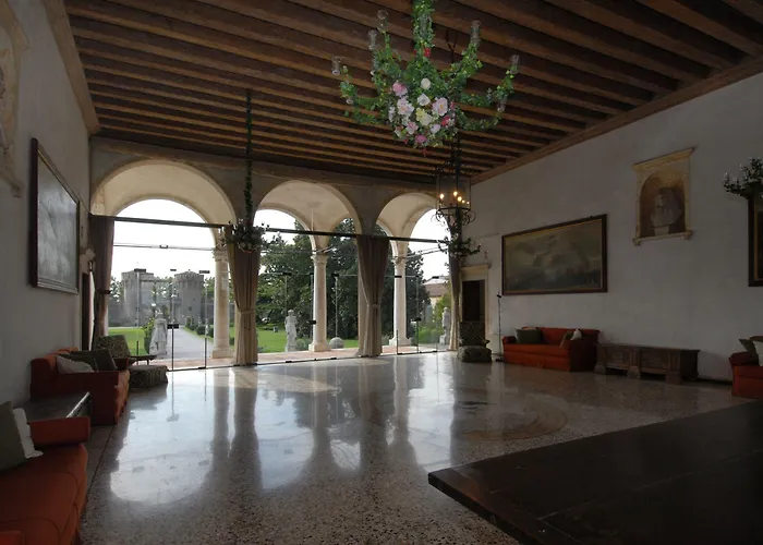 Gospodarstwo wiejskie Castello Di *